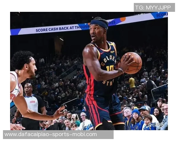 科尔称巴特勒在训练后与库明加交流给予他许多帮助和指导