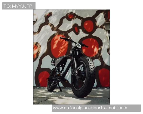 卢卡为队友Pedal送上全轮驱动S系列双电机车最高时速可达36英里